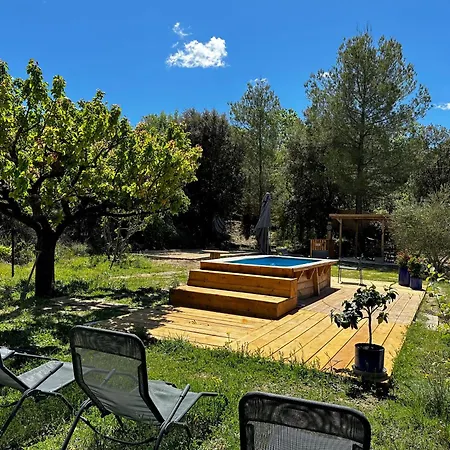 Lou Baito - De Charme Vue Luberon Holiday home La Tour-d'Aigues